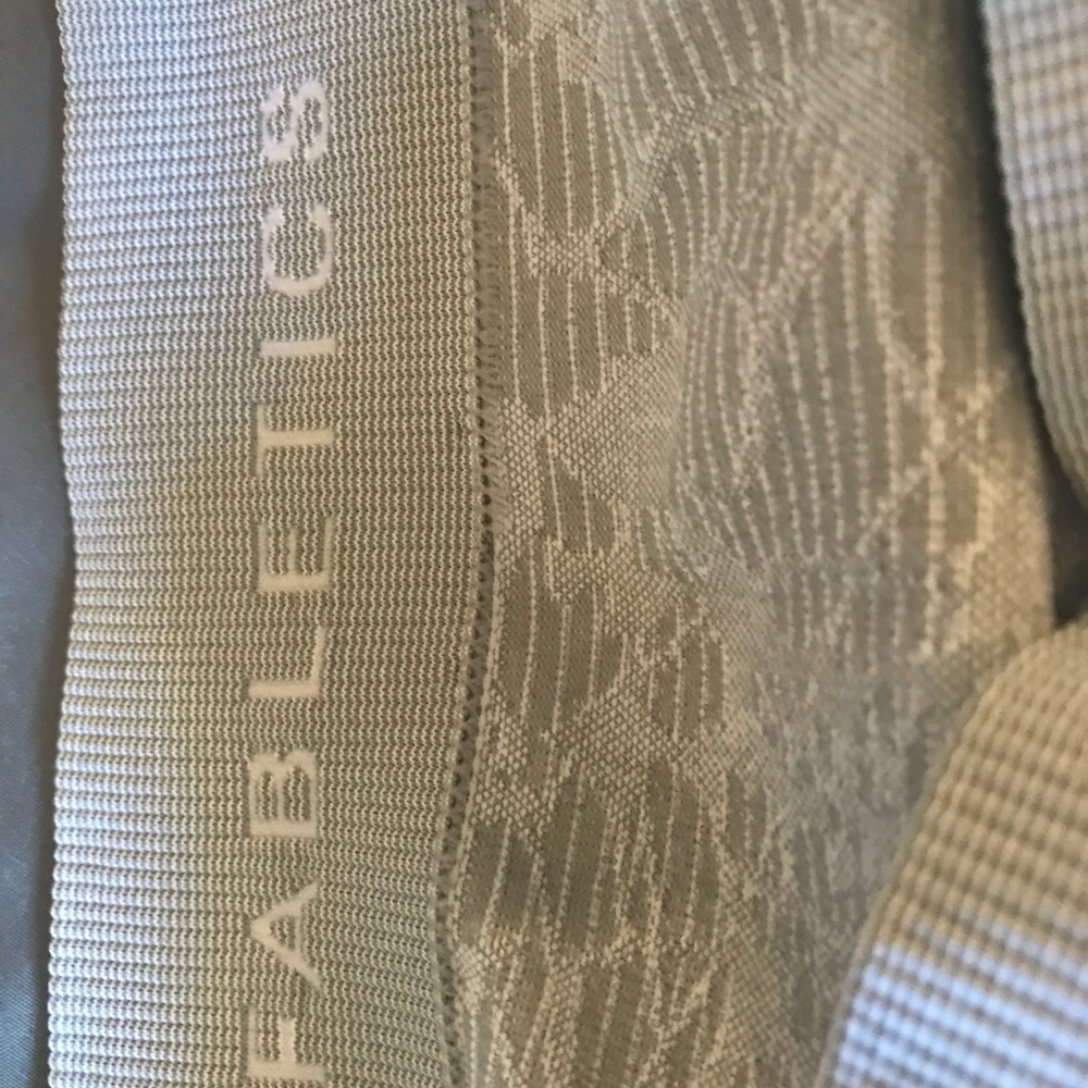Fabeltics workout pack!  2 New with tags - Picture 3 of 5